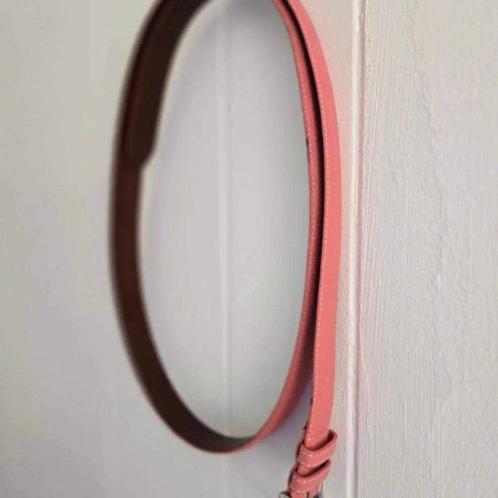 Land’s End Vintage Women’s genuine leather Belt in Peach w silver buckle Size 46